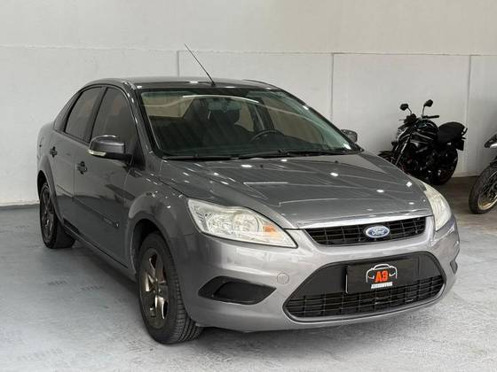 FORD FOCUS 2.0 HA 16V FLEX 4P AUTOMÁTICO